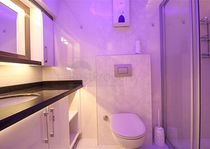 مجمع فاخر بخدمات 5 نجوم - شقة غرفة وصالة مفروشة -في محمودلار / الانيا