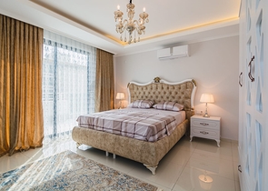 شقة عائلية واسعة -3 غرف وصالة -مفروشة -ضمن مجمع حديث - في محمودلار / الانيا 