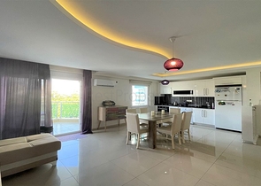 شقة غرفة وصالة مفروشة - ضمن مجمع سكني في محمودلار/ الانيا 