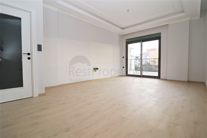 مجمع انيق - شقة 2 غرفة وصالة في منطقة اوبا / الانيا 