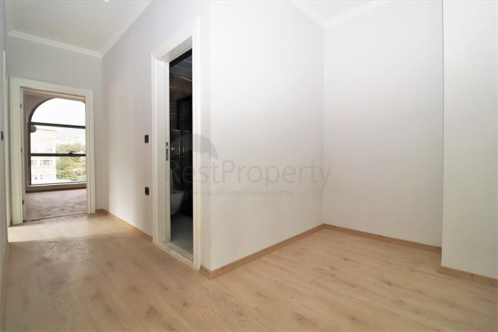 مجمع انيق - شقة 2 غرفة وصالة في منطقة اوبا / الانيا 