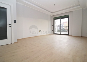 مجمع انيق - شقة 2 غرفة وصالة في منطقة اوبا / الانيا 