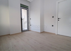 مجمع انيق - شقة 2 غرفة وصالة في منطقة اوبا / الانيا 