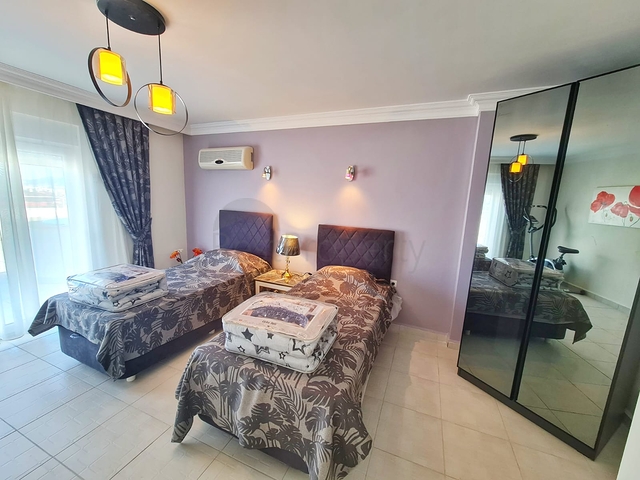 اطلالة بحر -دوبلكس 3 غرف وصالة مفروشة -في محمودلار / الانيا 