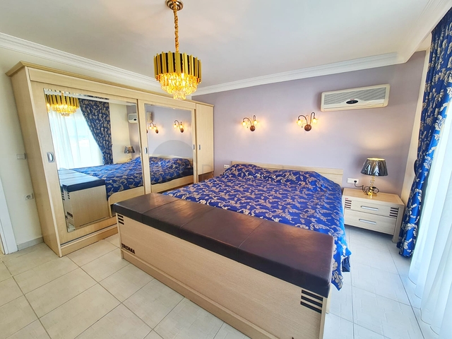 اطلالة بحر -دوبلكس 3 غرف وصالة مفروشة -في محمودلار / الانيا 