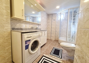 اطلالة بحر -دوبلكس 3 غرف وصالة مفروشة -في محمودلار / الانيا 