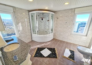 اطلالة بحر -دوبلكس 3 غرف وصالة مفروشة -في محمودلار / الانيا 