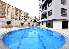 اطلالة على قلعة الانيا- مجمع جديد - شقة 2 غرفة وصالة مفروشة - في مركز الانيا