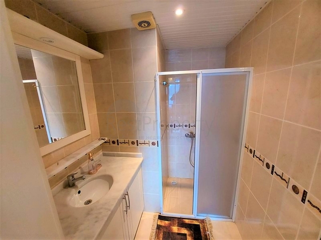 شقة غرفتين وصالة مفروشة -قريبة من البحر - في محمودلار / الانيا 