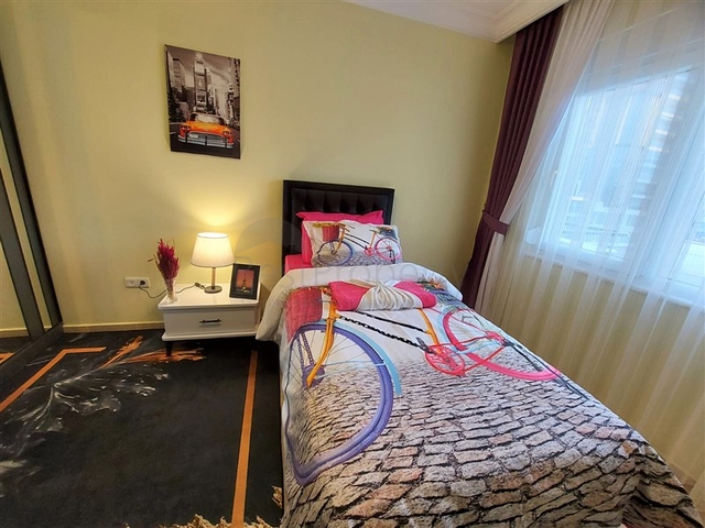 شقة غرفتين وصالة مفروشة -قريبة من البحر - في محمودلار / الانيا 