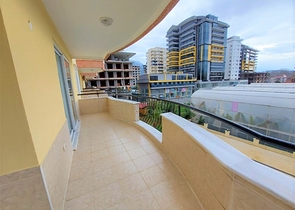 شقة غرفتين وصالة مفروشة -قريبة من البحر - في محمودلار / الانيا 