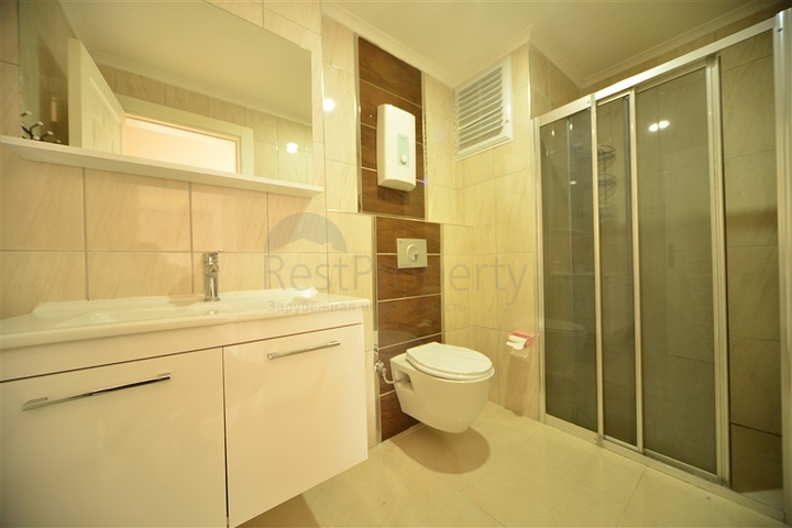 شقة غرفتين وصالة مطبخ منفصل - في محمودلار / الانيا