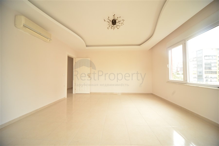 شقة غرفتين وصالة مطبخ منفصل - في محمودلار / الانيا