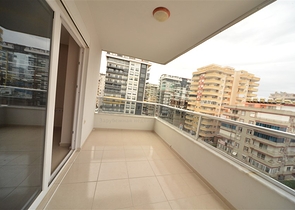 شقة غرفتين وصالة مطبخ منفصل - في محمودلار / الانيا