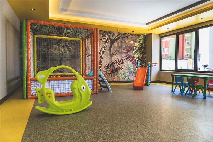 اطلالة بحر - شقة غرفتين وصالة ضمن مجمع حديث - محمودلار/ الانيا