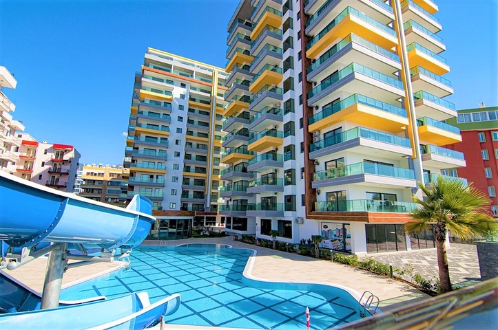 اطلالة بحر - شقة غرفتين وصالة ضمن مجمع حديث - محمودلار/ الانيا