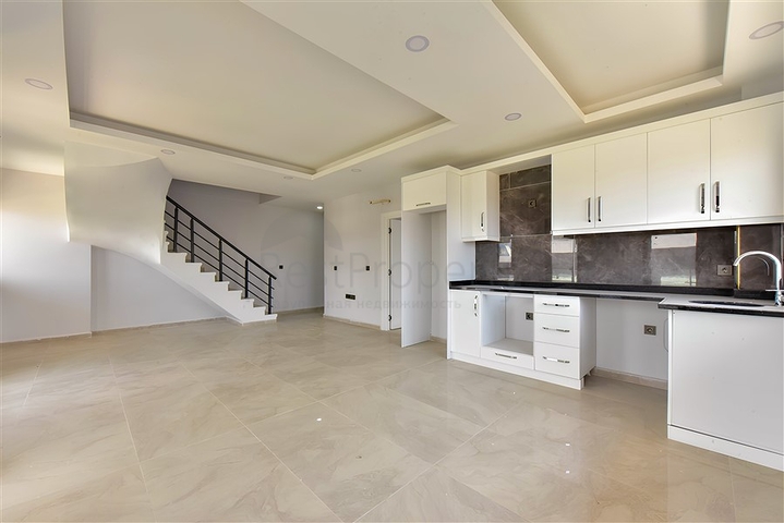 شقق للبيع بالاقساط في منطقة اوبا - مجمع قيد الانشاء - في الانيا 