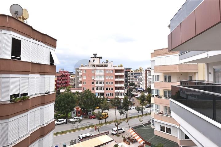 قريبة من شاطئ كليوباترا - شقة غرفة وصالة مفروشة -ضمن مجمع فاخر -الانيا سنتر 