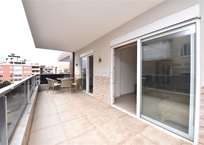 قريبة من شاطئ كليوباترا - شقة غرفة وصالة مفروشة -ضمن مجمع فاخر -الانيا سنتر 