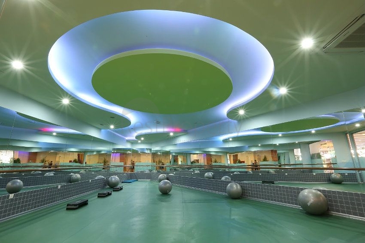 بجانب مول الانيوم - شقة استديو مفروشة -ضمن مجمع بخدمات 5 نجوم -جيكجلي / الانيا 