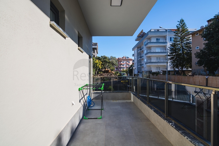 دوبلكس فاخرة -4 غرف وصالة - مفروشة بأناقة -ضمن مجمع انيق -في اوبا / الانيا 