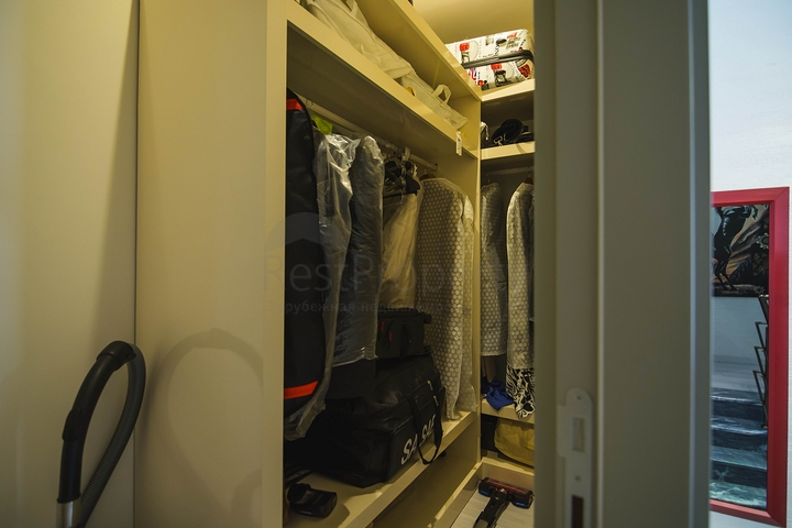 دوبلكس فاخرة -4 غرف وصالة - مفروشة بأناقة -ضمن مجمع انيق -في اوبا / الانيا 