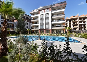 دوبلكس فاخرة -4 غرف وصالة - مفروشة بأناقة -ضمن مجمع انيق -في اوبا / الانيا 