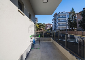 دوبلكس فاخرة -4 غرف وصالة - مفروشة بأناقة -ضمن مجمع انيق -في اوبا / الانيا 