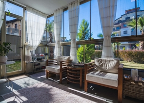 دوبلكس فاخرة -4 غرف وصالة - مفروشة بأناقة -ضمن مجمع انيق -في اوبا / الانيا 