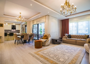 دوبلكس فاخرة -4 غرف وصالة - مفروشة بأناقة -ضمن مجمع انيق -في اوبا / الانيا 