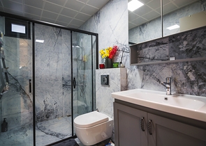 دوبلكس فاخرة -4 غرف وصالة - مفروشة بأناقة -ضمن مجمع انيق -في اوبا / الانيا 