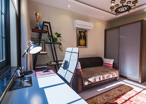 دوبلكس فاخرة -4 غرف وصالة - مفروشة بأناقة -ضمن مجمع انيق -في اوبا / الانيا 