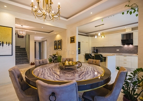 دوبلكس فاخرة -4 غرف وصالة - مفروشة بأناقة -ضمن مجمع انيق -في اوبا / الانيا 