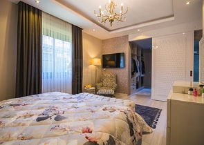 دوبلكس فاخرة -4 غرف وصالة - مفروشة بأناقة -ضمن مجمع انيق -في اوبا / الانيا 