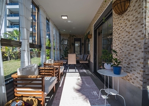 دوبلكس فاخرة -4 غرف وصالة - مفروشة بأناقة -ضمن مجمع انيق -في اوبا / الانيا 