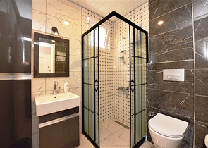 قريبة من شاطئ كليوباترا -شقة غرفة وصالة مفروشة -الانيا سنتر 