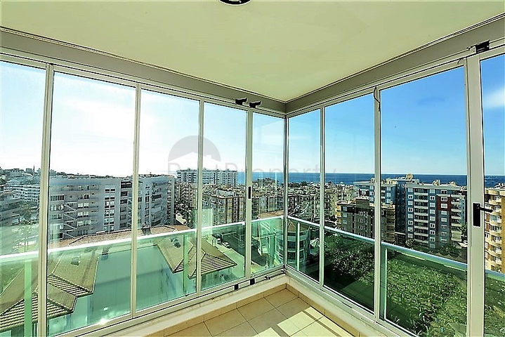 اطلالة بحر - دوبلكس فاخرة 4 غرف وصالة -في توسمور / الانيا 