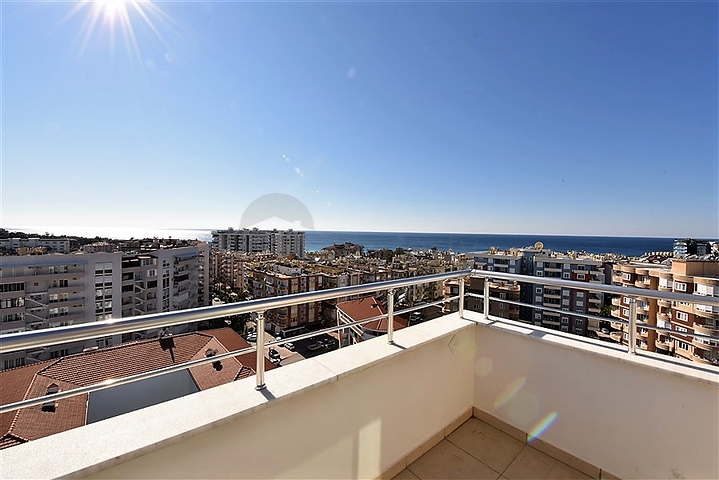 اطلالة بحر - دوبلكس فاخرة 4 غرف وصالة -في توسمور / الانيا 