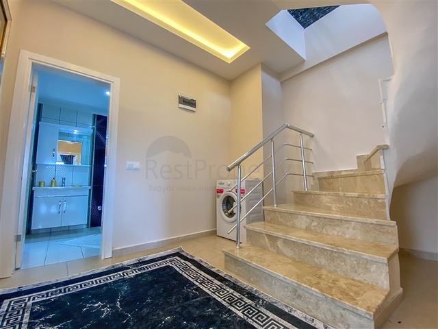 دوبلكس ارضية - غرفتين وصالة ضمن مجمع سكني قريب من البحر - في كاستل / الانيا 