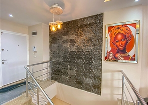 دوبلكس ارضية - غرفتين وصالة ضمن مجمع سكني قريب من البحر - في كاستل / الانيا 