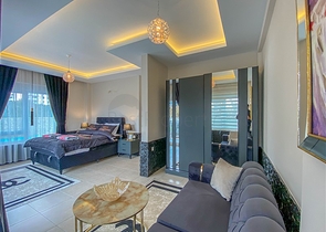 دوبلكس ارضية - غرفتين وصالة ضمن مجمع سكني قريب من البحر - في كاستل / الانيا 