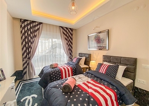 دوبلكس ارضية - غرفتين وصالة ضمن مجمع سكني قريب من البحر - في كاستل / الانيا 