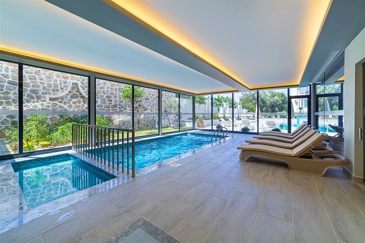 شقة غرفة وصالة -ضمن مجمع سكني حديث - في محمودلار / الانيا 