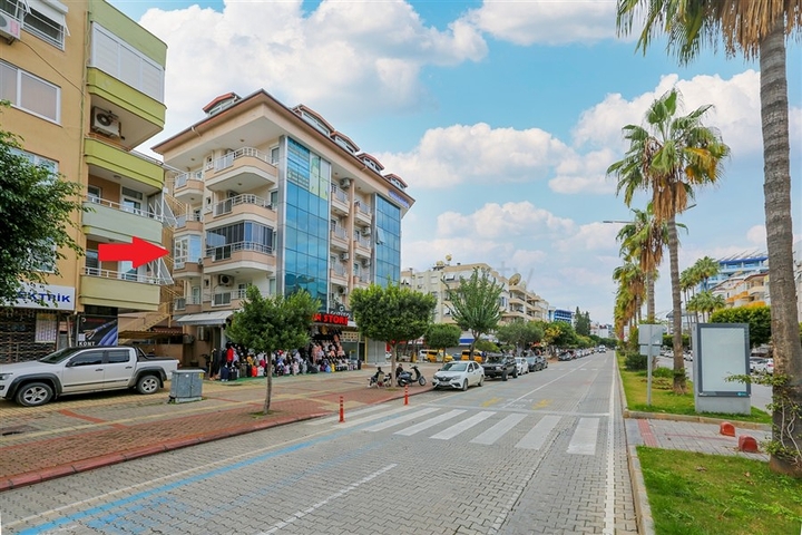 جانب شاطئ كليوباترا - شقة 2 غرفة وصالة ضمن بناء حديث - في مركز الانيا 