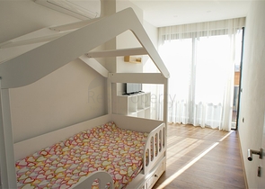 اطلالة بحر - شقة غرفة وصالة مفروشة -مجمع فاخر -في محمودلار/ الانيا