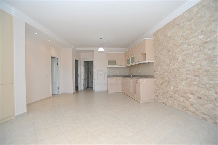 اطلالة بحر -شقة غرفتين وصالة مع تراس واسع -ضمن مجمع سكني في افسلار / الانيا 