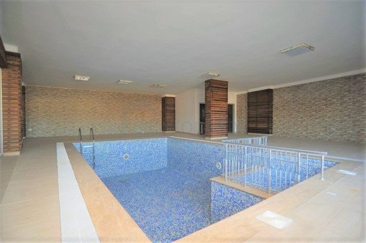 اطلالة بحر -شقة غرفتين وصالة مع تراس واسع -ضمن مجمع سكني في افسلار / الانيا 