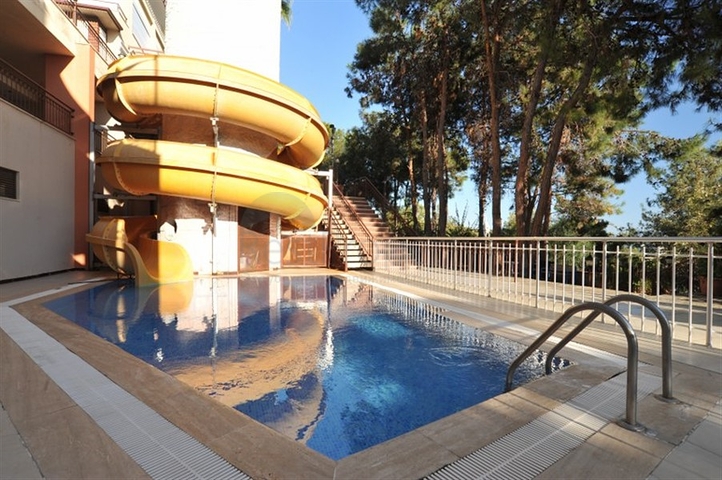 اطلالة بحر -شقة غرفتين وصالة مع تراس واسع -ضمن مجمع سكني في افسلار / الانيا 