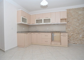 اطلالة بحر -شقة غرفتين وصالة مع تراس واسع -ضمن مجمع سكني في افسلار / الانيا 