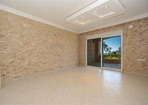 اطلالة بحر -شقة غرفتين وصالة مع تراس واسع -ضمن مجمع سكني في افسلار / الانيا 